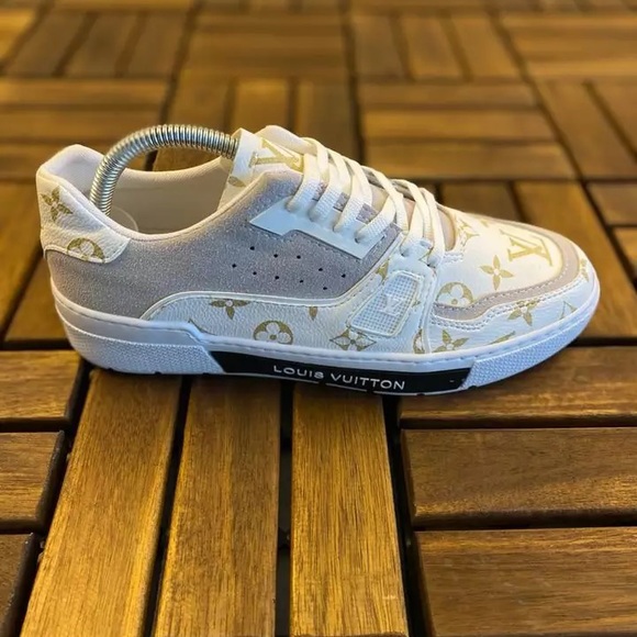 🌸 INSPIRE 🌸 TRENDY LOVE TRAVEL COOL DEMURE FRINGE GLOW BOHO ROBE LACE FEATHER - Picture 13 of 16